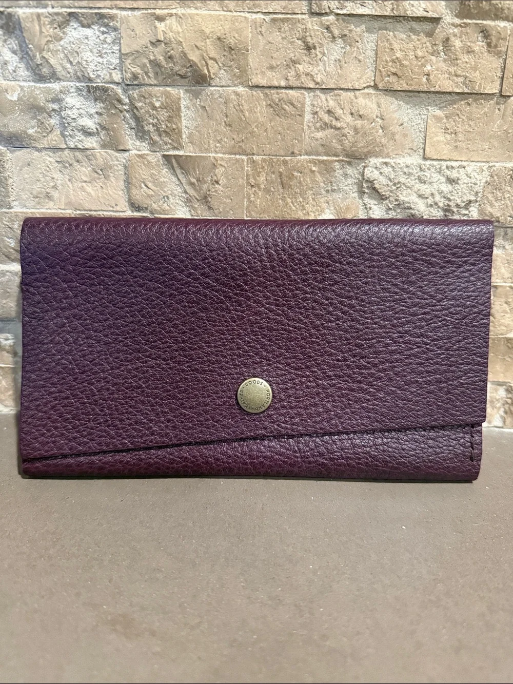 SLG PLG Portland Leather Plum Pebbled Envelope Card Holder Wallet Trifold - Picture 1 of 5